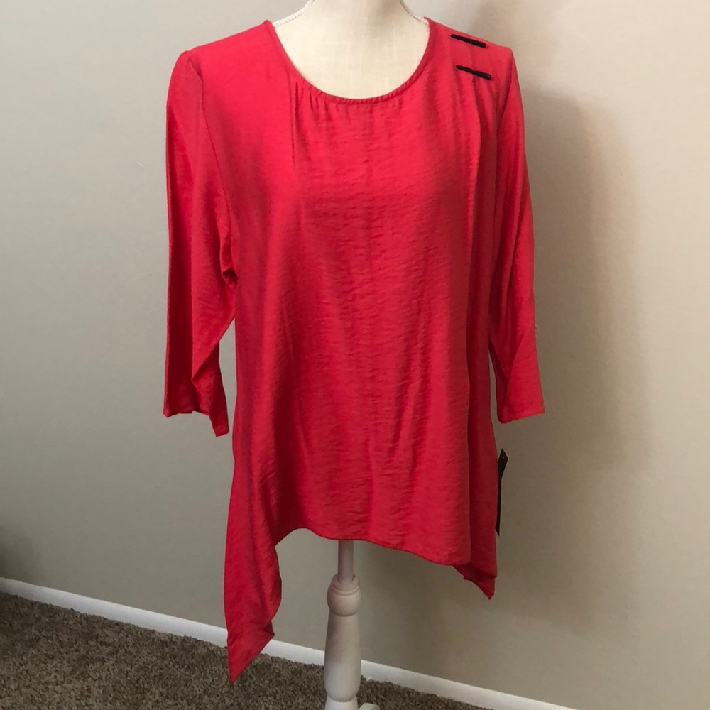 Red, solid, round neckline handkerchief hem tunic